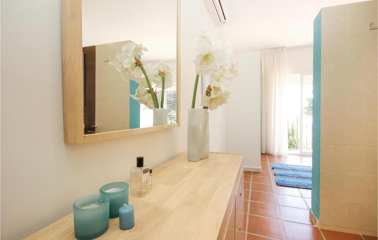 Nice Home In Ojen, Marbella With House Sea View Ngoại thất bức ảnh