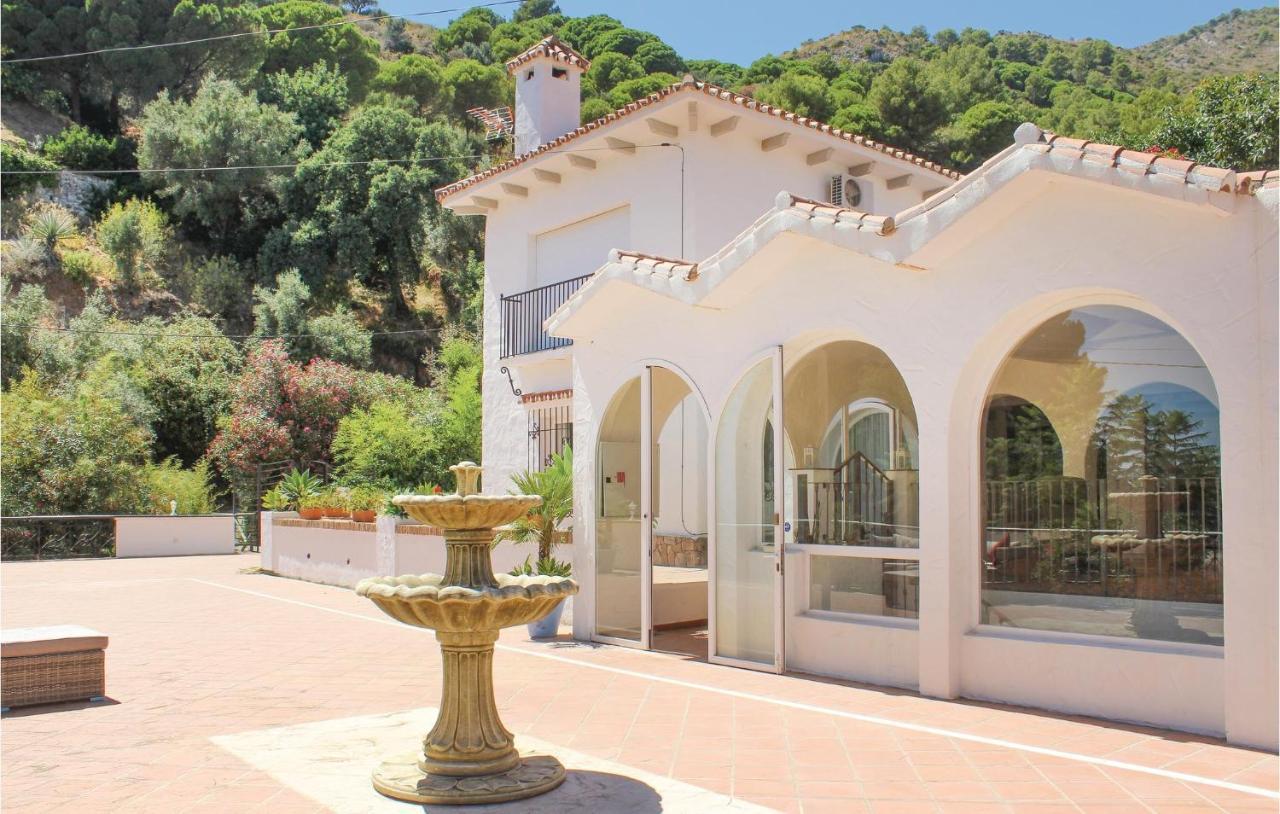 Nice Home In Ojen, Marbella With House Sea View Ngoại thất bức ảnh